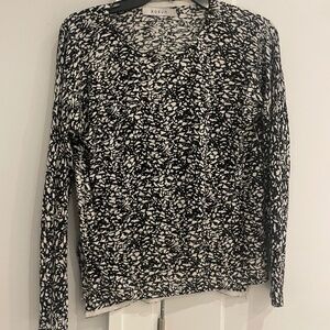 Black and white kokun sweater